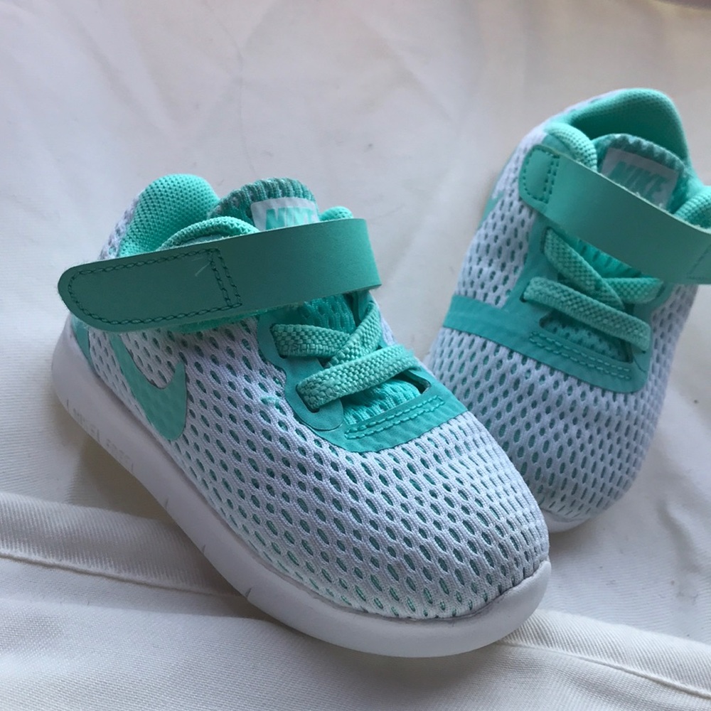 Nike Free Infant FIRM ON PRICE